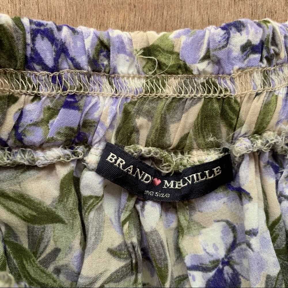 Brandy Melville Floral Pleaded Skirt - Picture 3 of 3